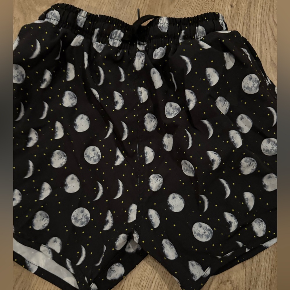 Kortni jeane 10/11 moon retros